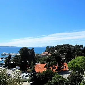 Apartman Holiday